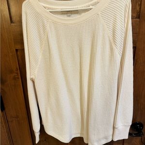 Long sleeve tee shirt